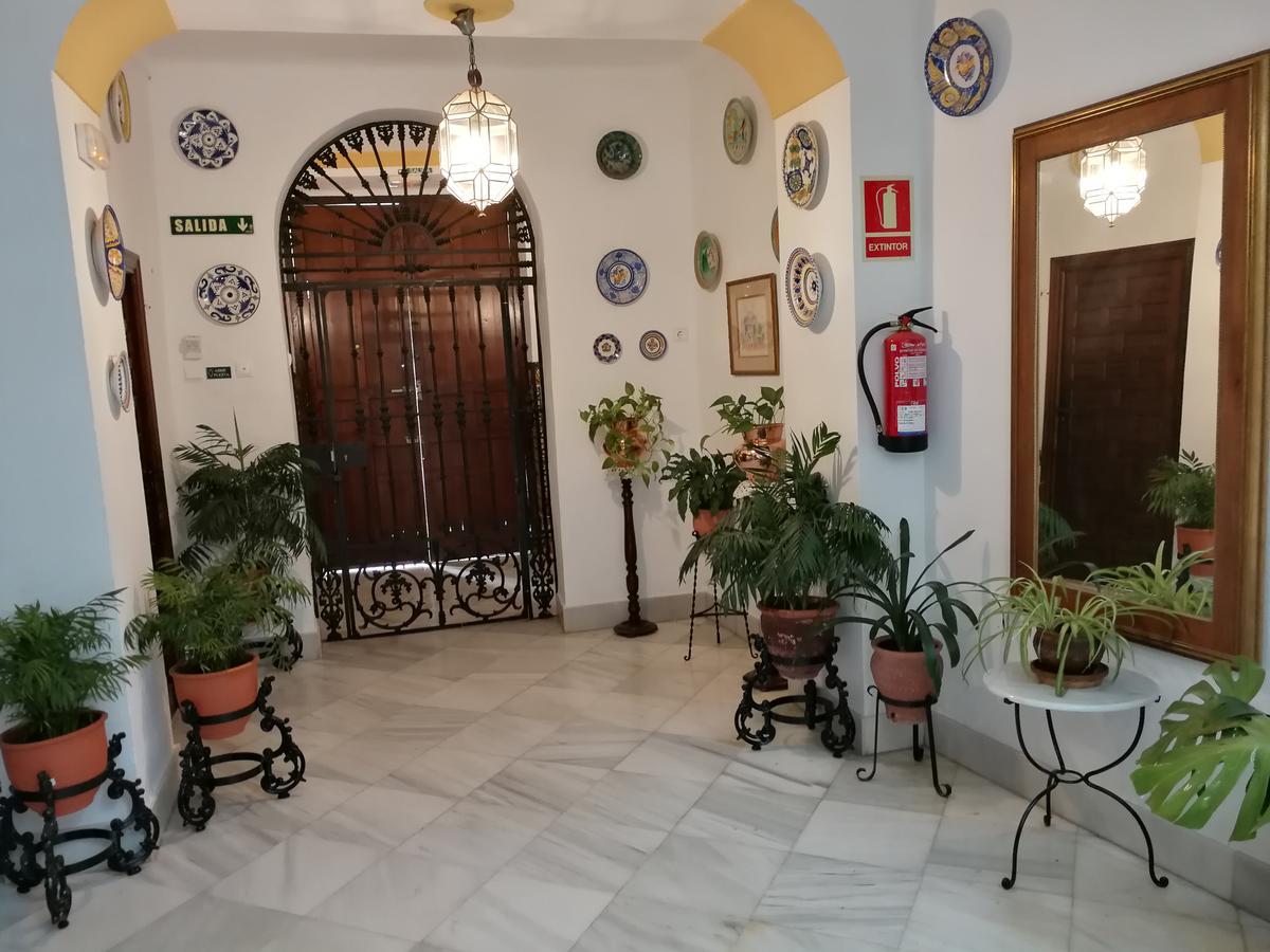 Hostal Maestre — Photos 2